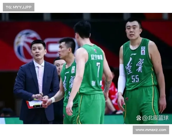 CBA联赛暂停引发广泛关注 球迷热议赛事未来发展方向与挑战